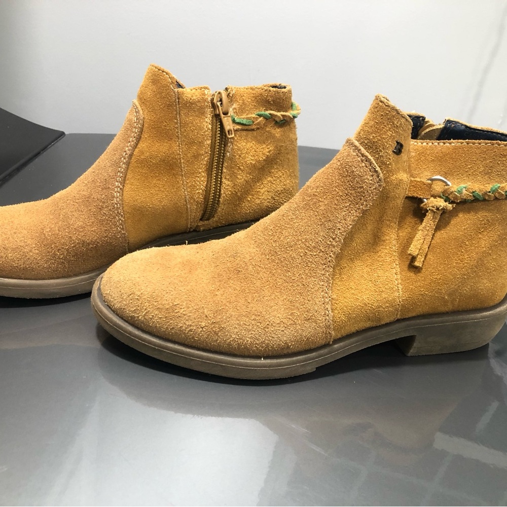 Bosi Yellow leather/suede boots